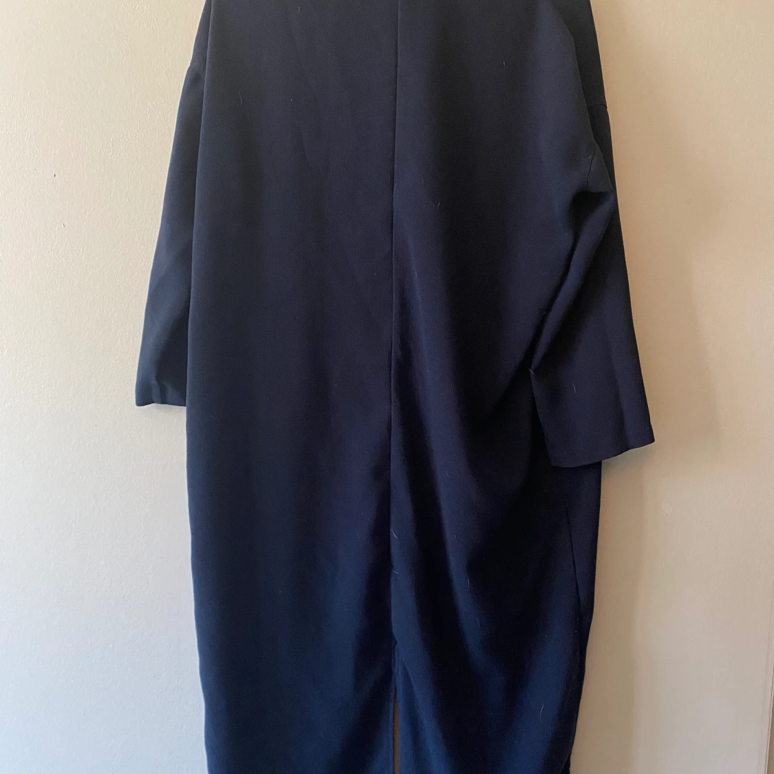 Mörkblå kappa S - 90