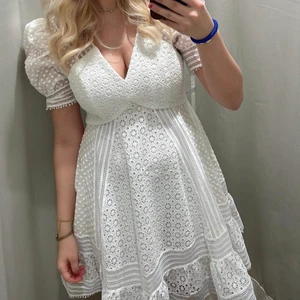 Söker!  - Söker denna klänning från By Malina i storlek S.♥️♥️♥️♥️♥️