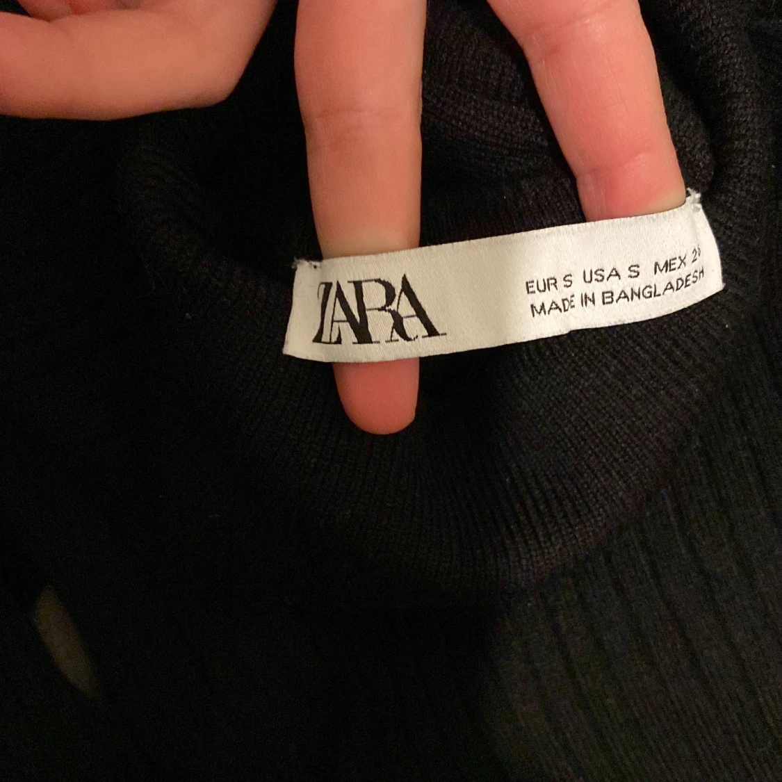 Svart krage tröja från zara - 90