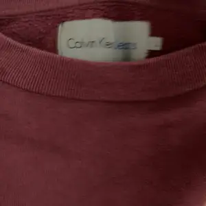 Röd Calvin Klein Sweatshirt storlek L