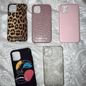 iPhone 11PRO skal - Säljer alla fem skalen, två ifrån ideal of sweden (se bild). Ljus rosa skal och genomskinliga ifrån Clas Ohlson. Svarta vet jag inte men den ska vara extra skyddande💗👍🏼 Alla fem för 150kr eller 50kr st. Se bild 2 för slitage osv. 💗💗 Frakten ingår