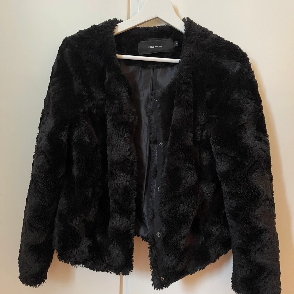 kort pälsjacka Vero Moda storlek S - 91