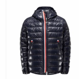 Moncler  - Moncler jacka för män Dunn den är endast 1 månad gammal 