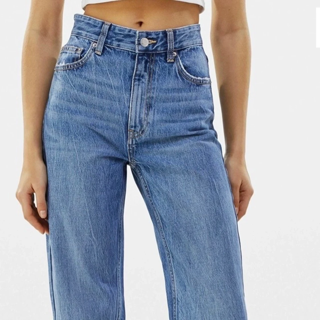 Bershka straight leg blå jeans - 90