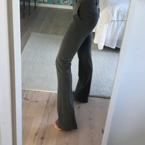 Kostymbyxor - Helt oanvända, riktigt snygga kostymbyxorna från Zara. I strl 34 (xs/s)