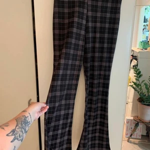 Utsvängda byxor  - ASOS 