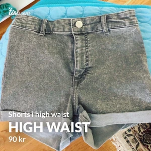 High waist shorts - Jeansshorts i high waist strl 36. För stora för mig.