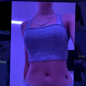 Linne  - SJUUKT snyggt linne från zara. Super skönt och otroligt fint❤️ väldigt bra skick, då det kommer aldrig till användning 😀 70kr + frakt. Storlek s