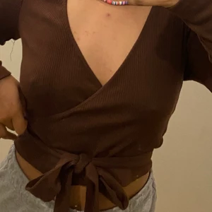 Helt ny - Köparen står för frakt,Budgivning om flera intresserade. 