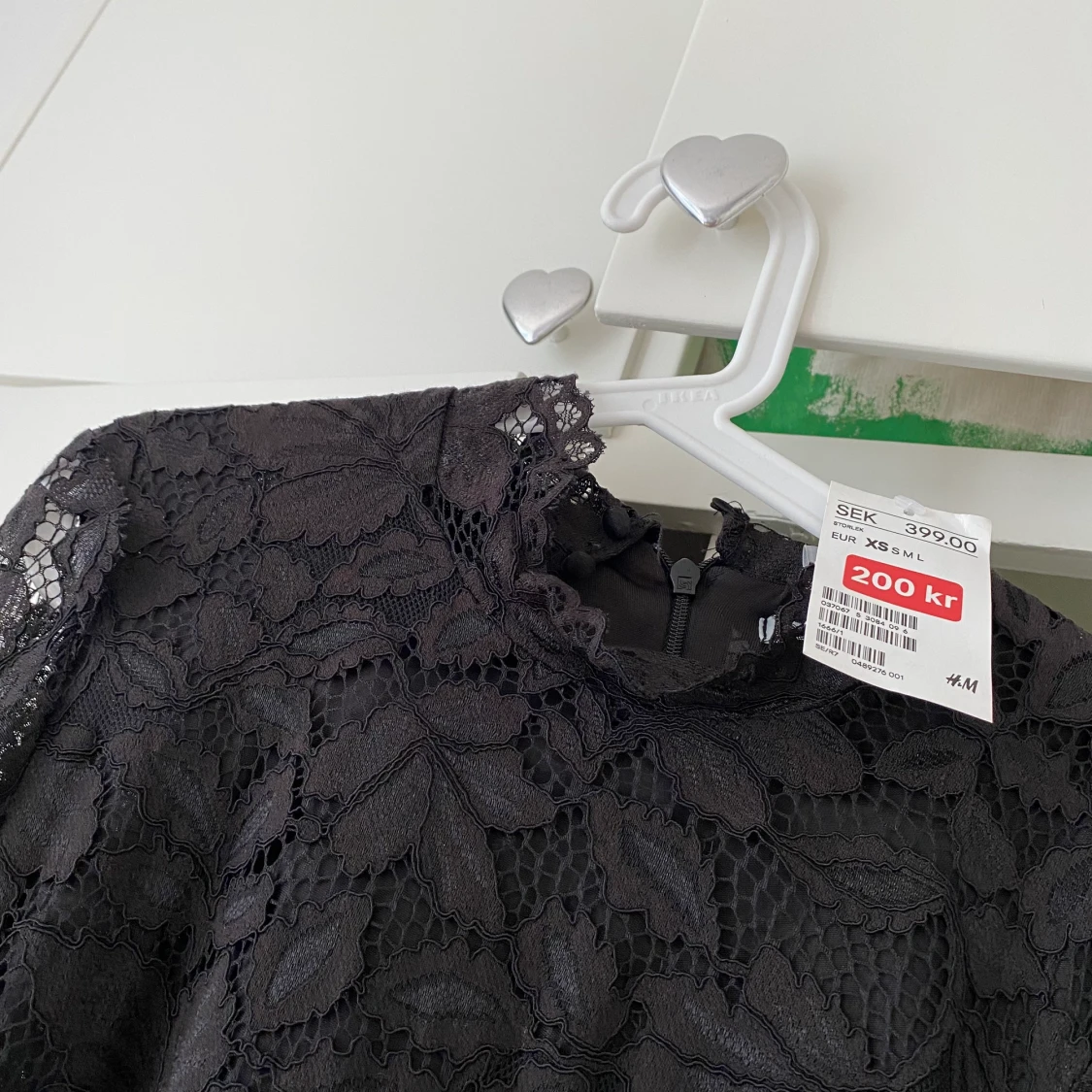 Klänning i svart spets  - 90