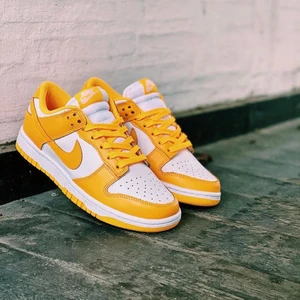 Nike dunk laser orange - Sælger disse splinternye dunks, alt medfølger 