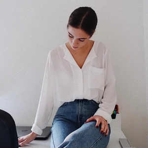 Skjorta🌞 - Transparant skjorta från Vila🥰 Använd sparsamt. Frakt tillkommer💛