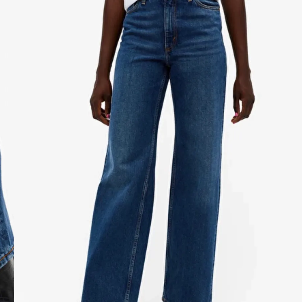 Ett par Monki Yoko jeans. Inga defekter. Pris: 160 + frakt. Jeans & Byxor.