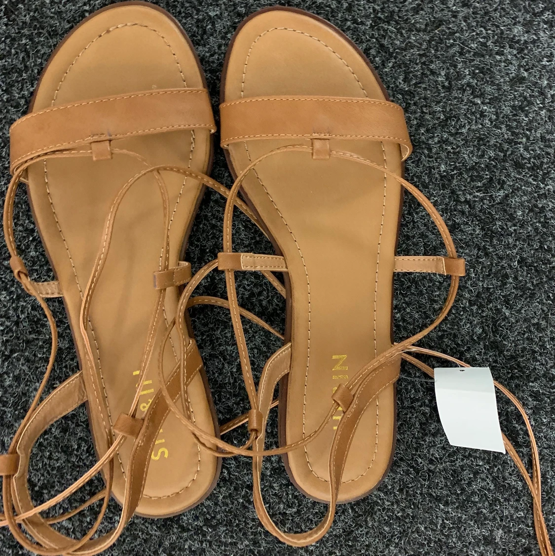 Sandaler med snören storlek 39 - 91