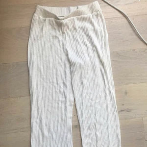 Byxor från gina  - Strl passar både M/S