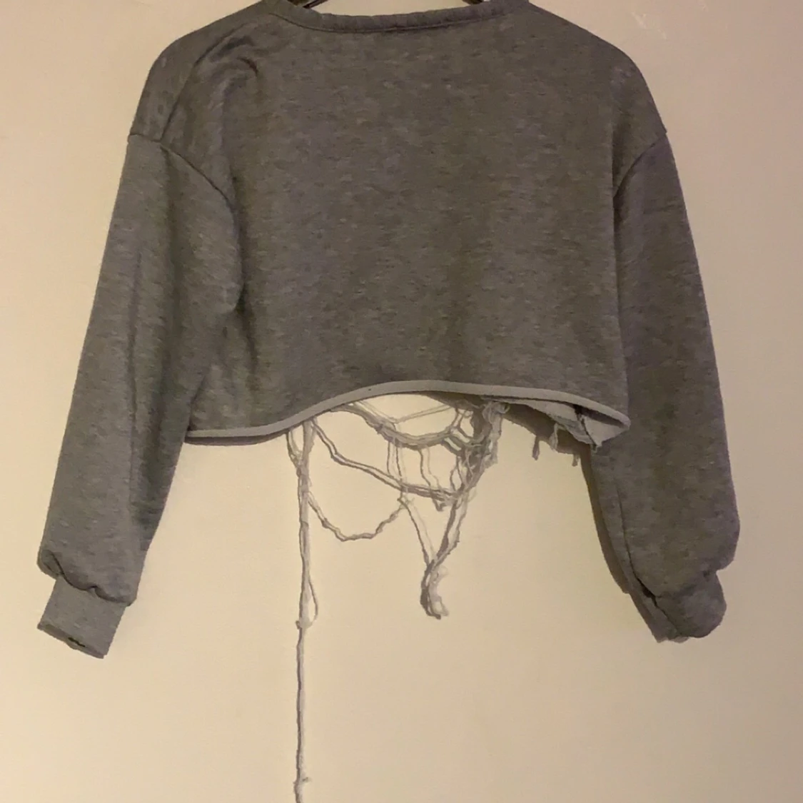 snygg grå hoodie till vintern🤩❄️ - 90