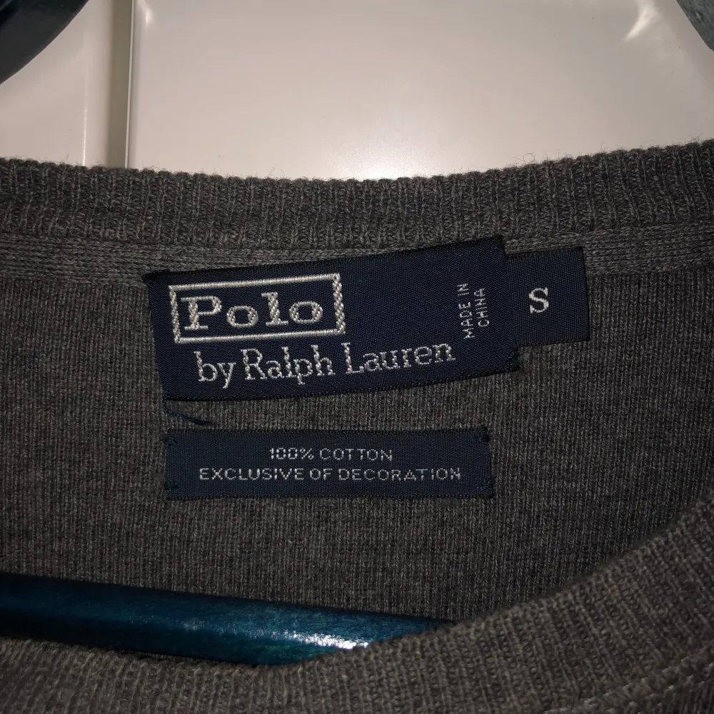 Ralph Lauren stickad bomullströja i strlk S. Knappt använd, hör av er om ni är intressserade 💞. Tröjor & Koftor.