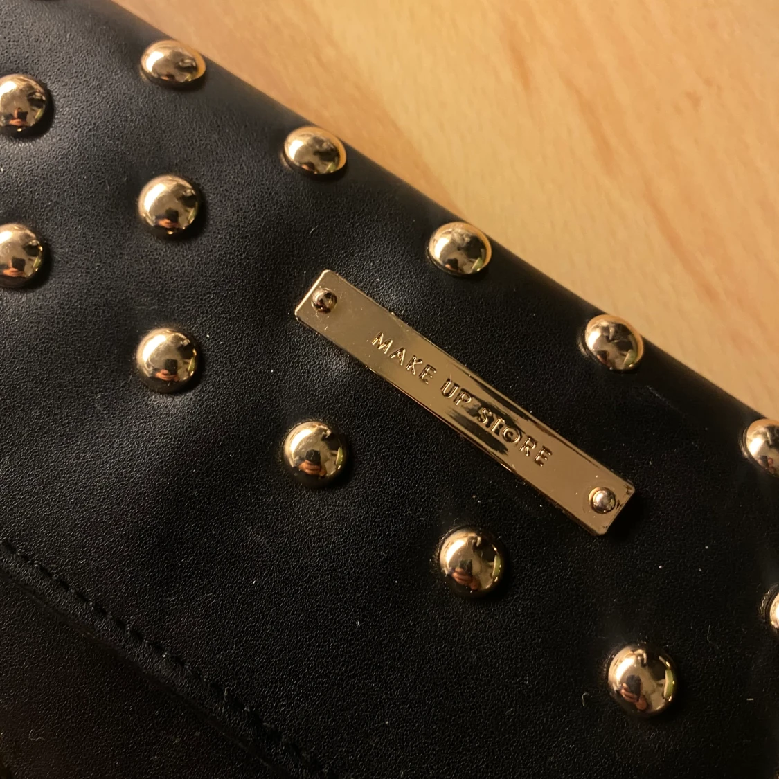 Sminkborsthållare  - 91