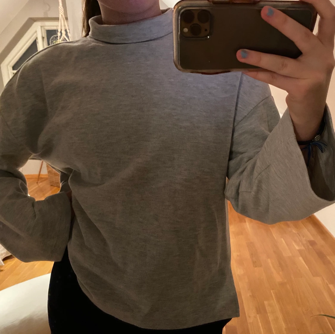 Grå långärmad  - 90