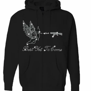 Rhinestone hoodie  - Säljer min rhinestone hoodie då den ej kommer till användning längre, kan mötas i Tyresö/stockholm annars tillkommer frakt på 66 kronor ✌🏻
