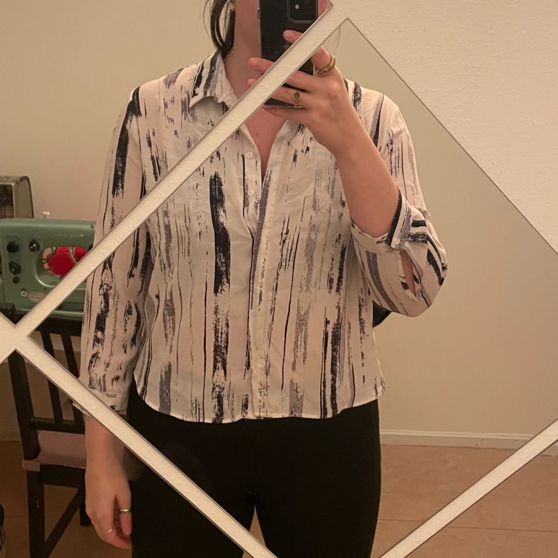 Svart-vit blus/skjorta