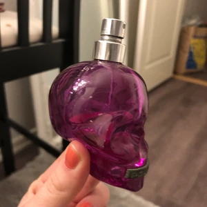 Parfym - Halvfull police parfym💓