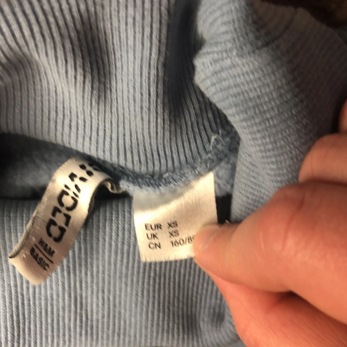 Blå cropotoppad collegetröja - 91