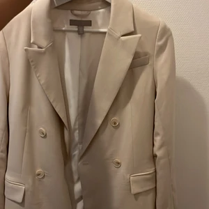 Kavaj  - Beige kavaj storlek XS