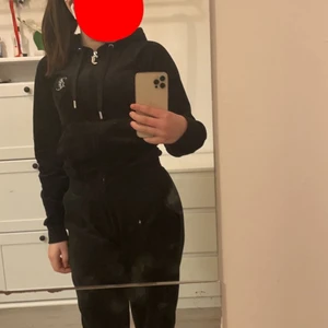 Juicy - Säljer min juicy dress den är i bra skick och inga håll har tagit på mig den ett par gånger 