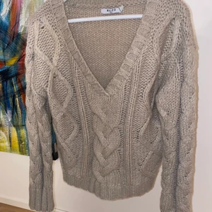 Stickad tröja - Stickad tröja från nakd, 100kr+66kr frakt