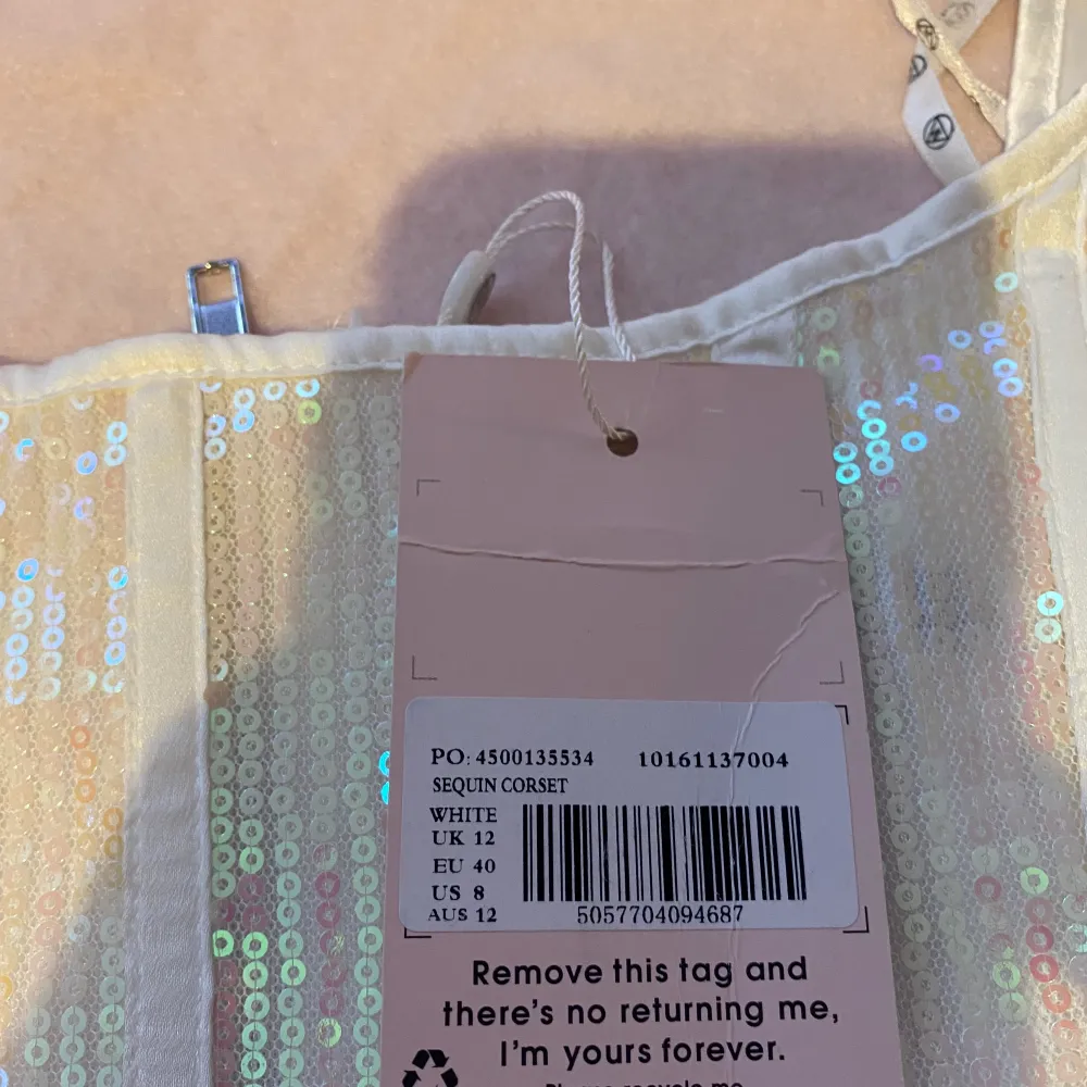 Ny korsett från missguided storlek 38/40 . Övrigt.