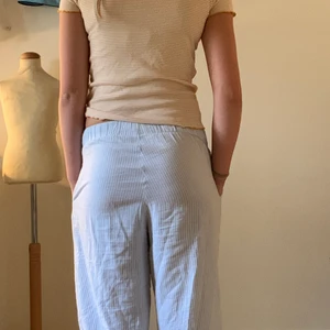 Randig tröja - Zara randig inte använd fin passform volang på sidan för liten för mig 