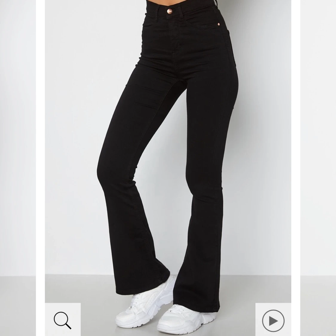 Svarta flare jeans - 90