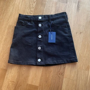 Gant kjol - Bra Skickar aldrig använt bara provat