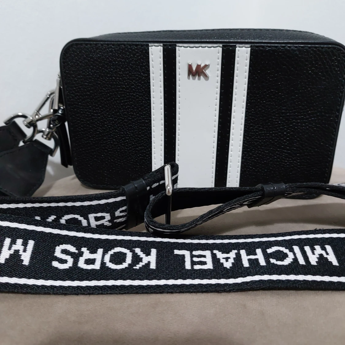 Äkta Michael Kors helt oanvänd