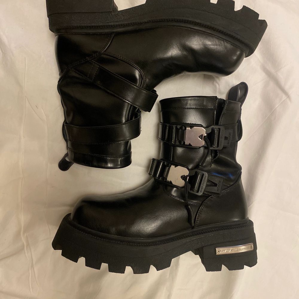 Eytys Blade Boots | www.lips-mag.com