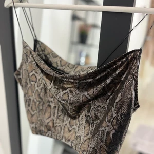 Leopard mönstrad topp/linne - Leopardmönstrad topp/linne