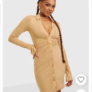 Klänning  - Halva priset