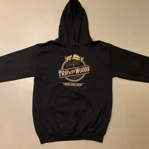 Vintage Hoodie - Vintage hoodie i utmärkt skick och kan gå ner i pris vid väldigt snabb affär! Inga fläckar eller andra skador