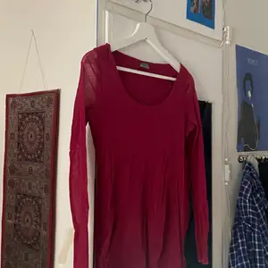 Rosa tröja i storlek S