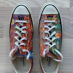 Converse Chuck 70 Ox Twisted Resort - Säljer ett par HELT NYA och OANVÄNDA Converse skor för att de inte passar mig och glömde returnera. De är inspirerade av Area 51. Skickar gärna fler bilder. Storlek: 39,5 EUR