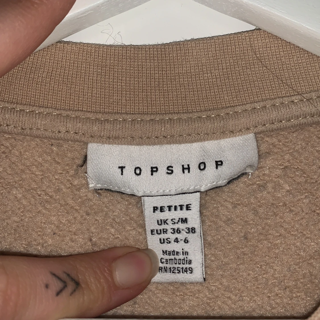 Beige tröja från topshop  - 90