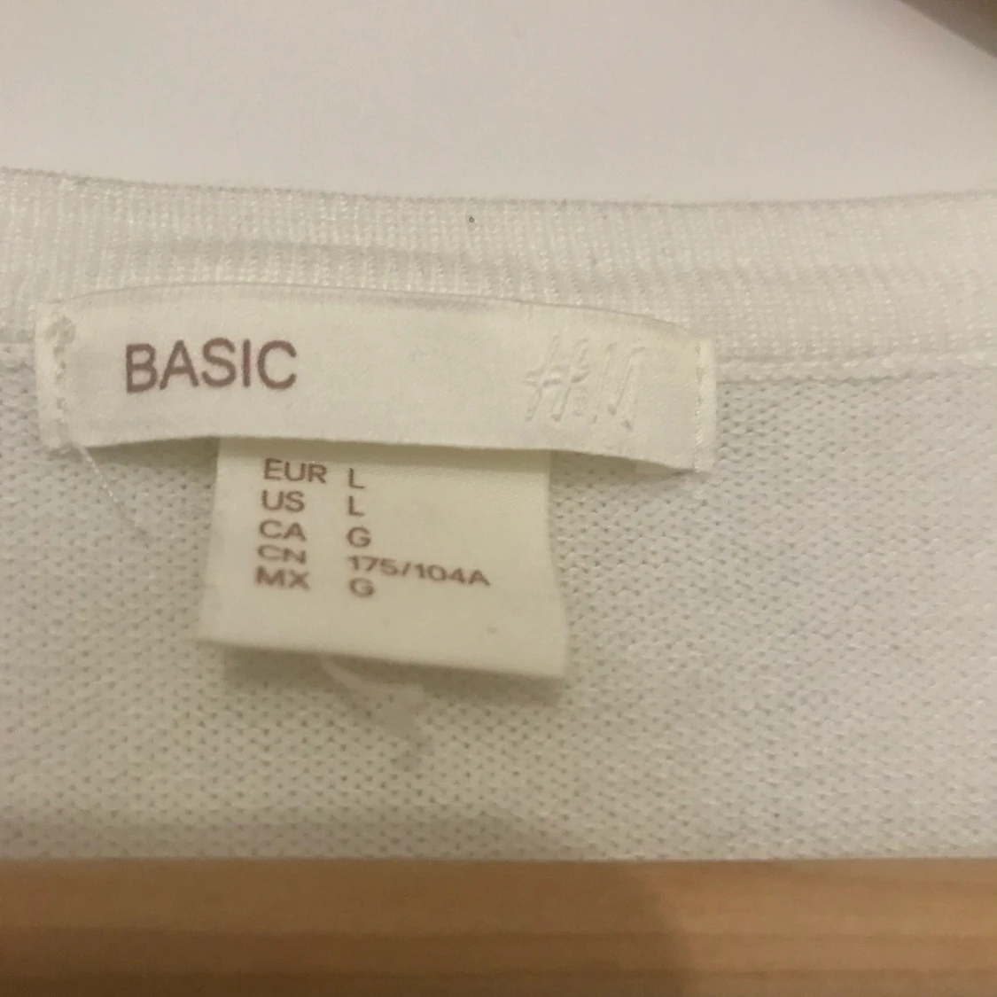 White cardigan sixe L - 91