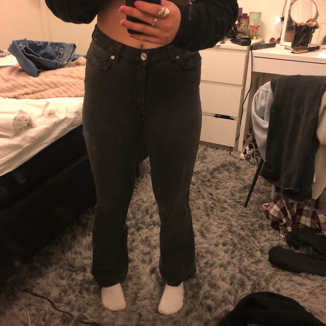 Svarta bootcut jeans - 90