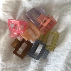 Hårklämmor - 7 stycken skitsnygga hårklämmor i massa härliga färger! Perfekt nu till sommaren💞 Alla för 150!!