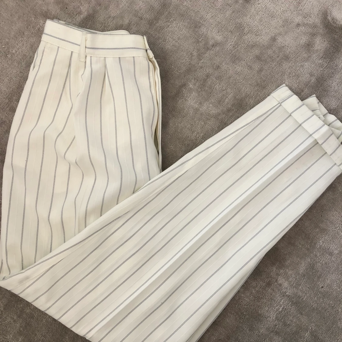 Vita Kostymbyxor oversize högmidja