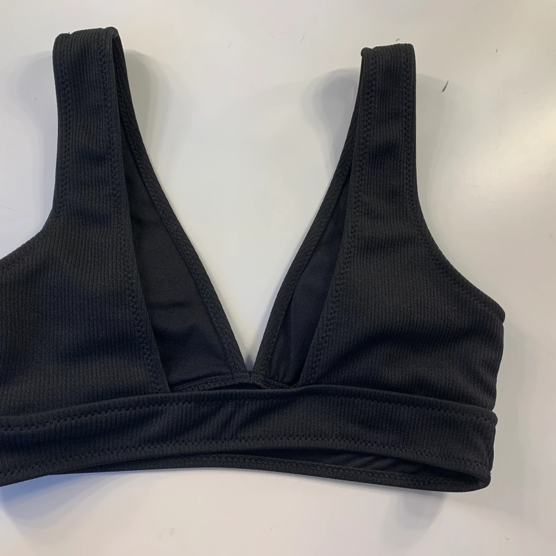 Svart bikinitopp från Shein - 90