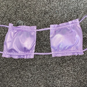 Bikini överdel - Säljer en superfin bikini överdel från SHEIN pga för liten. Storlek S. 20 kr + frakt. Aldrig använd, endast testad!