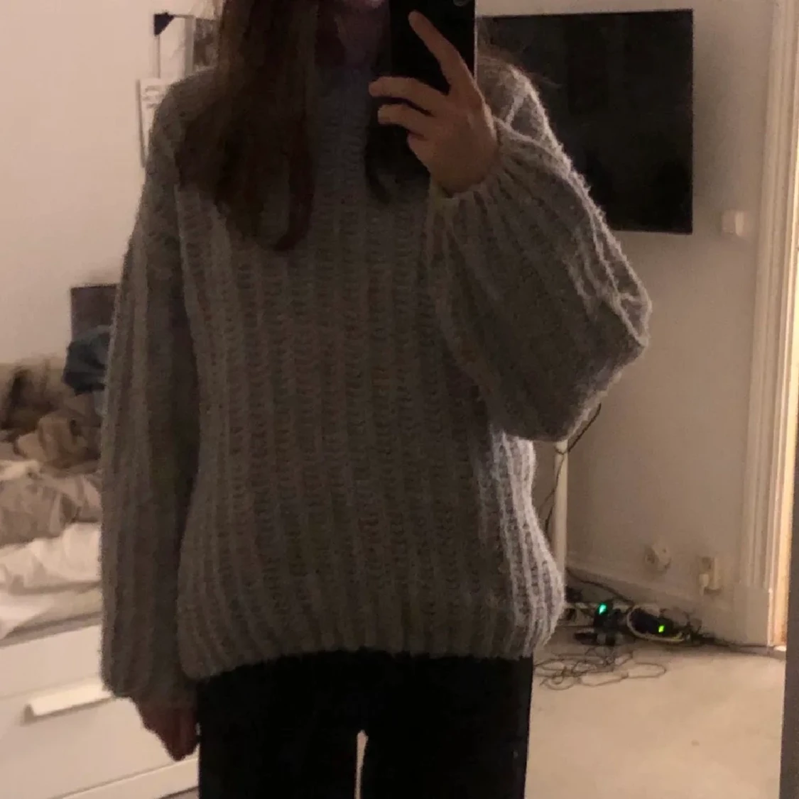 Grå stickad tröja - 90