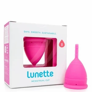 Lunette Reusable Menstrual Cup - Lunette Reusable Menstrual Cup har köpt för några år sen men aldrig använt den, köpte för 250kr men säljer för 225kr